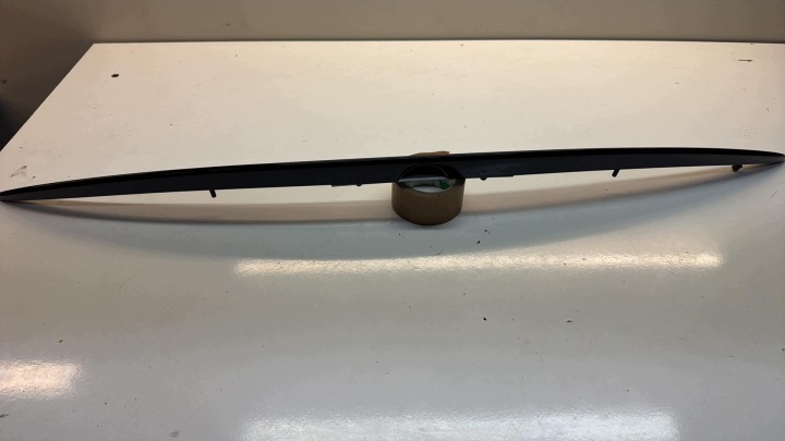 Lotka du capot coffre SAAB 9-3 II 93 oe AERO couleur 170 noir berline