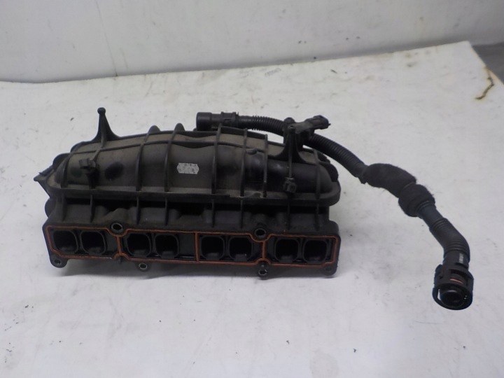 FORD FIESTA FOCUS 1.6 ECOBOOST intake manifold