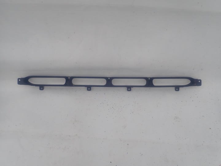 AUDI A6 C7 4G ALLROAD grid of a bumper front