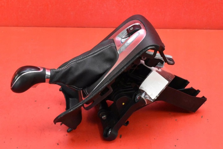 trim gear lever of the gear 5 BIEG OPEL MERIVA B 1.4 T 120 KM 10-14