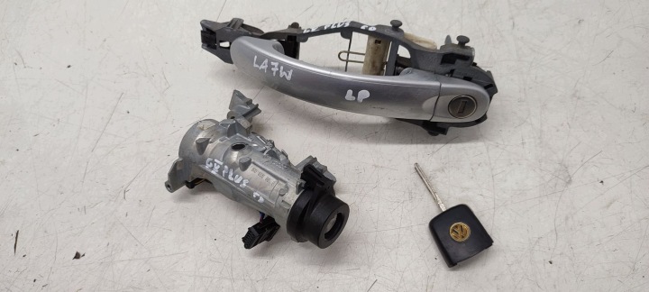 Zündschloss Türgriff LA7W Schlüssel Matte VW Golf Plus