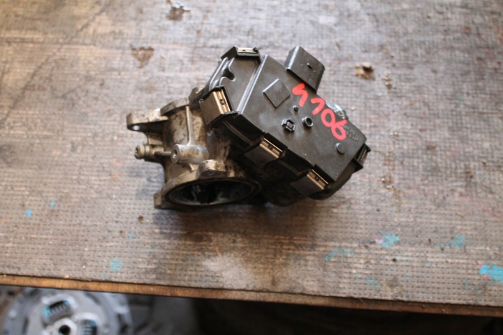 4106. Drosselklappenstellmotor AUDI 059145950BK