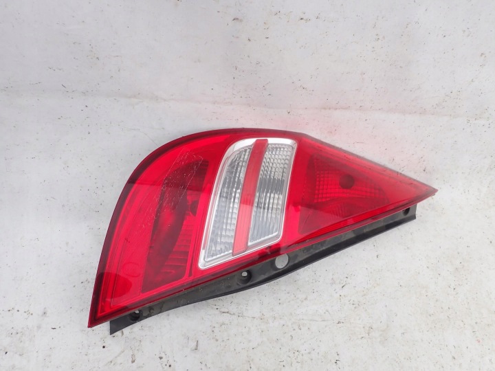 HYUNDAI I30 und 1 HB 07-12 Licht heck hinten links