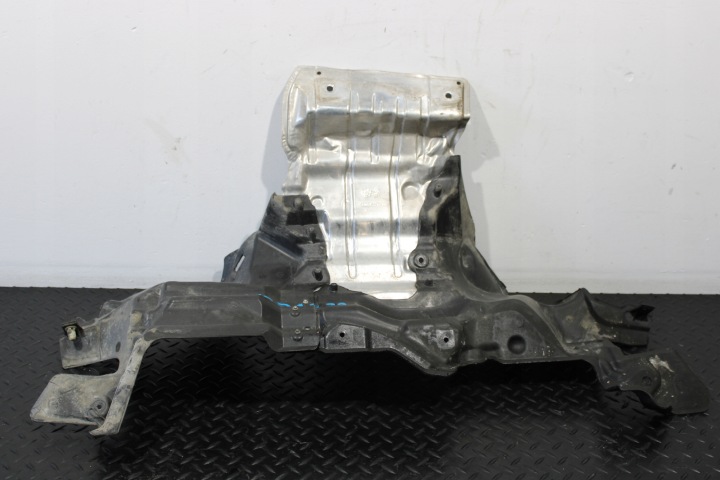 coperchio , copertura copertura GREMBIALINA PRZEKLADNI MERCEDES B-KLASA W246 LIFT A2465201323