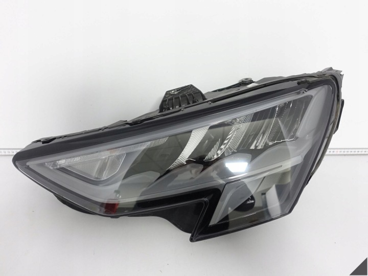 AUDI A3 S3 8Y0 20-24 Licht ZWYKLA / BASIS FULL LED links vorne EUROPA