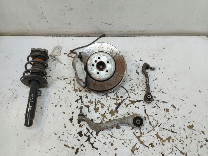 BMW G21 G20 330e Achsträger rechts vorne vorne Achsschenkel Radnabe Radlager Querlenker 2.0E