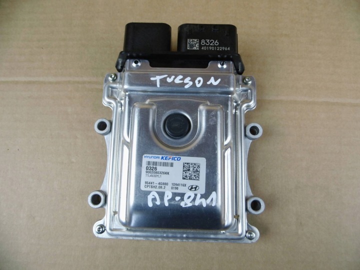 Hyundai Tucson III 2.0 CRDI Computer Bedienteil DES MOTORS 954414G880