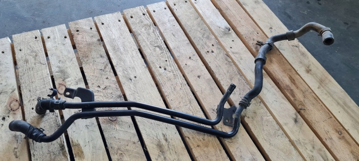 S5 8T LIFT vedenie vody rúrka 3.0 TFSI 06E121083G A7 4G S4 B8 SQ5 8R A6 C7