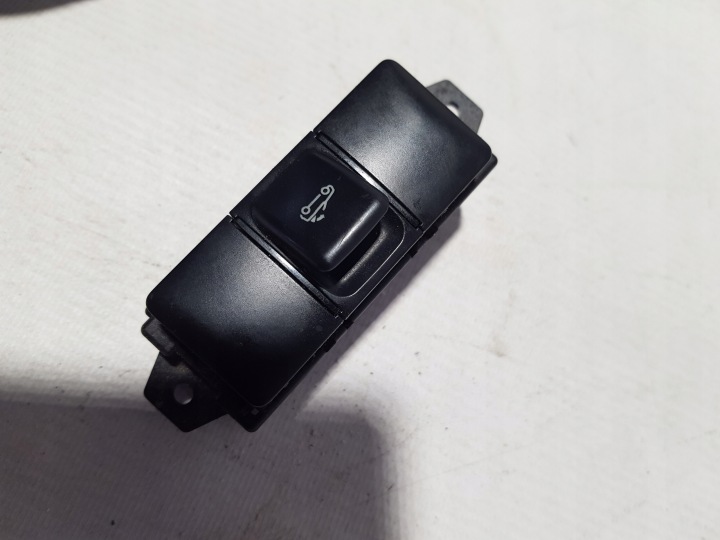 bouton pour l'ouverture toit MERCEDES W209 CLK CABRIO