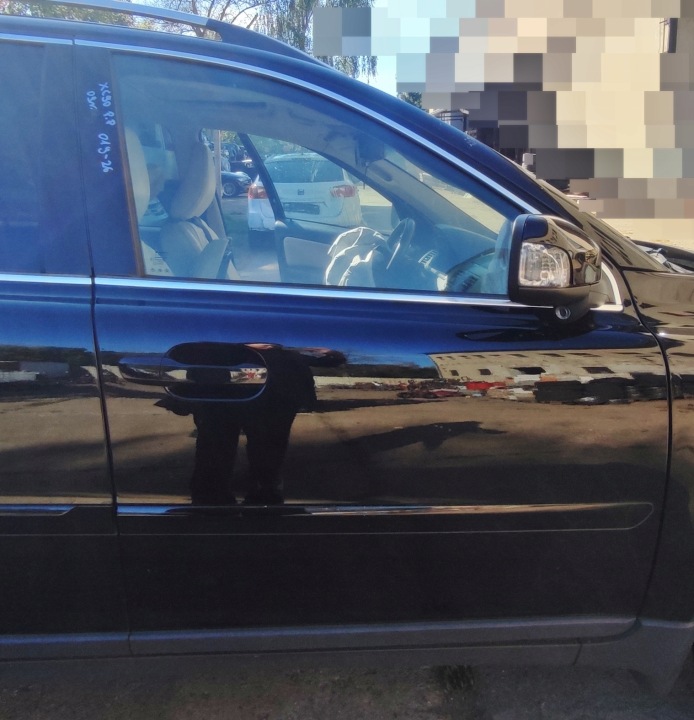 VOLVO XC90 et 02-14 Portière Droite Avant des roues. 019-26