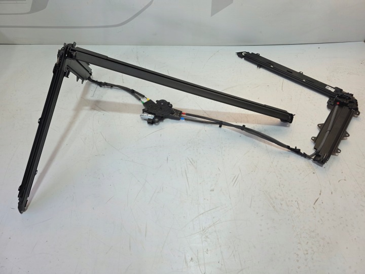 PROWADNICE boot blinds BMW X5 G05 LCI 9929003 7483960