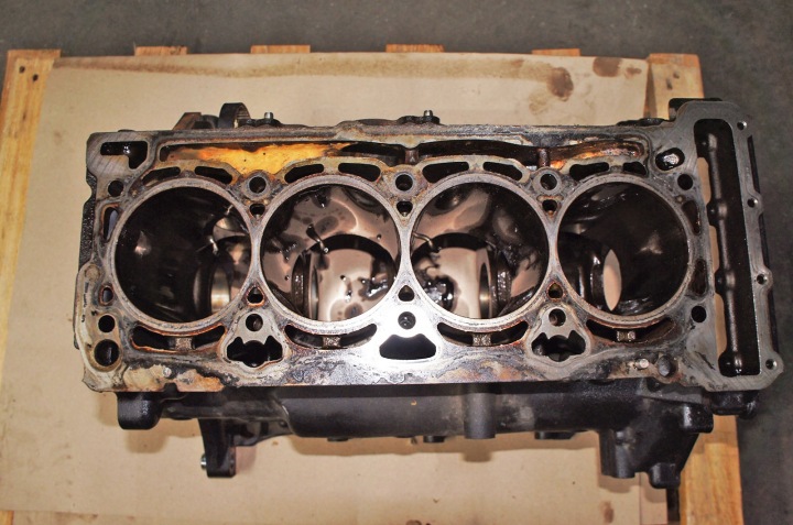 UP003 Audi Q3 I 8U 2.0TFSI 200 hp Motor Block CCTA 06H103021L 13
