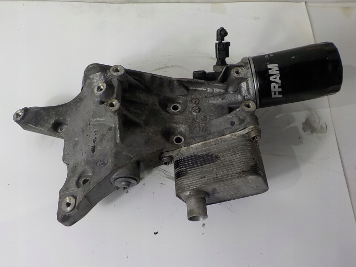 VW AUDI SKODA 2.0 TFSI oil filter holder 06J903143AG