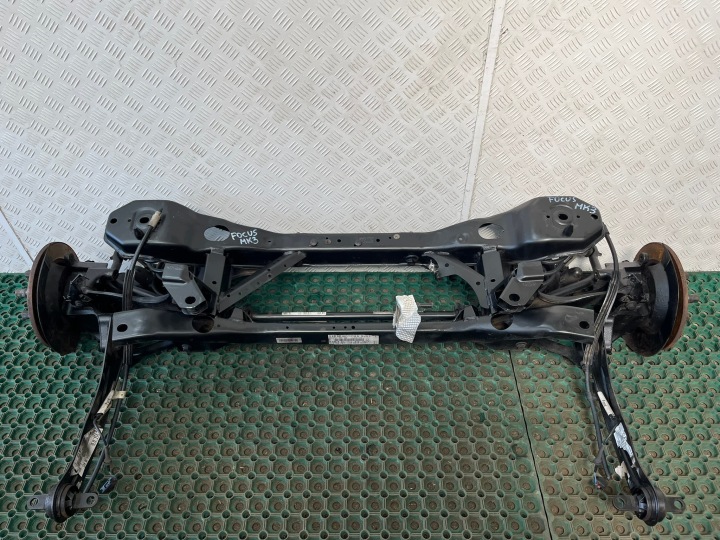 FORD FOCUS MK3 LIFT 14-18 ST zavěšení zadní nápravnice otoče ramene KPL