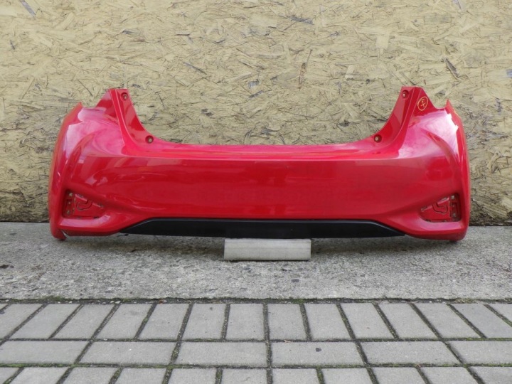 TOYOTA YARIS 3 III LIFT 17- paraurti posteriore