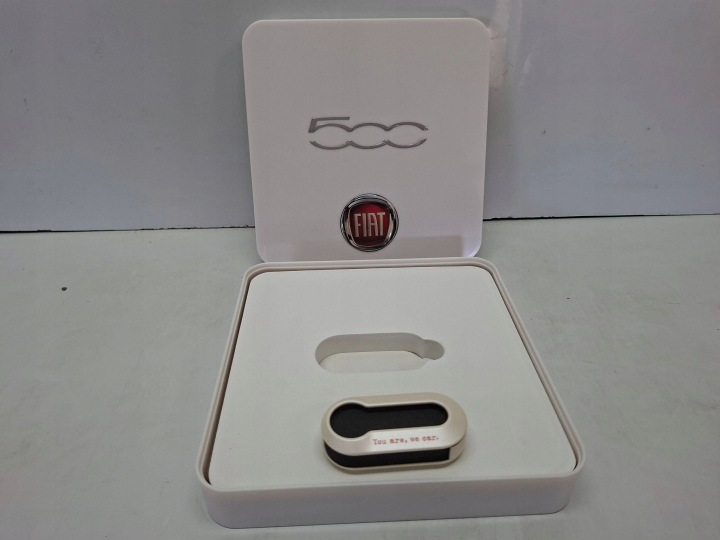 Kryt ETUI na kľúčik Originál 71806538 FIAT 500 2007