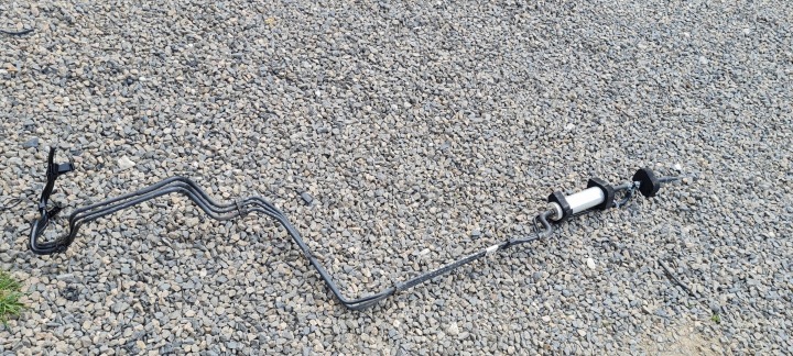 Q5 8R LIFT Schlauch fuel hose des Kraftstoffsbehälters Unterfahrschutz 2.0 TDI
