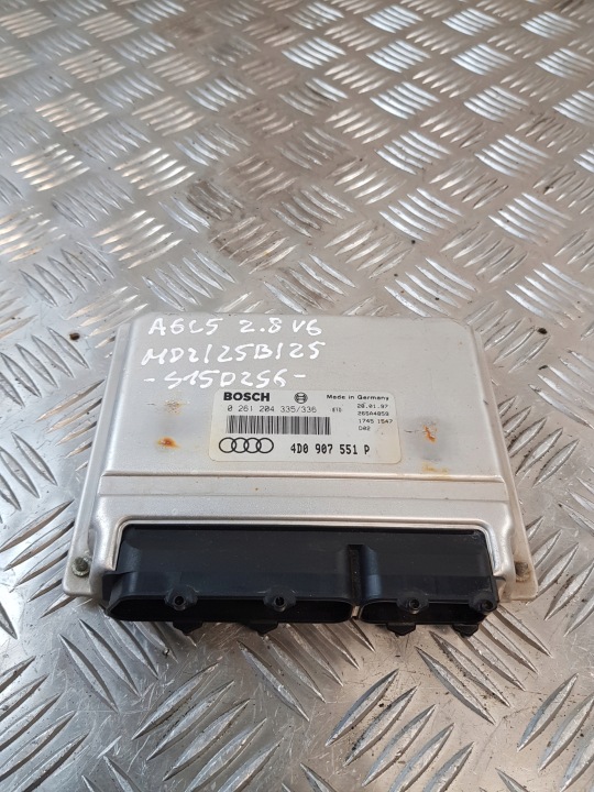 riadiaca jednotka MOTORA AUDI A6 C5 2.8 V6 4D0907551P