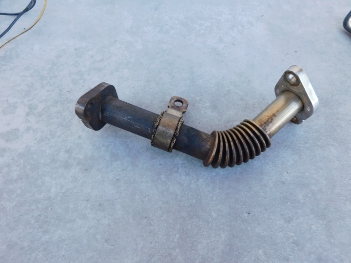 VW Crafter 2.5 TDI hose EGR wiring of the gas original 076131525C