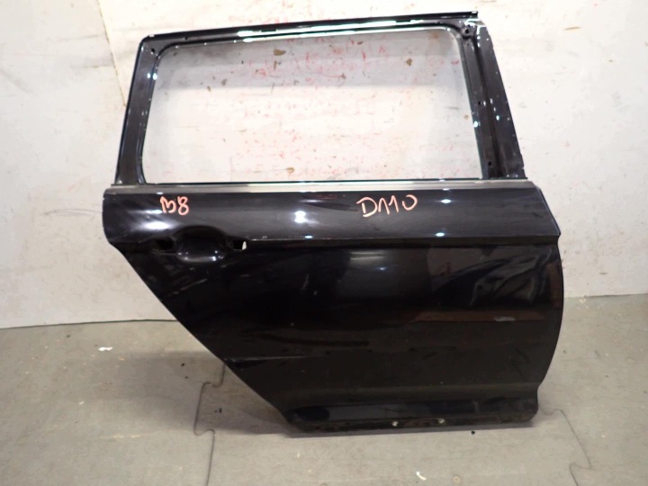 door rear part rear. right VW PASSAT B8 KOMBI 2014- 3G9833312G
