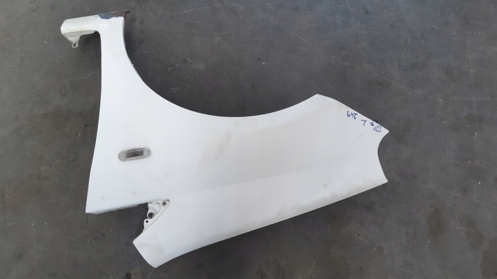 Kotflügel links vorne 3d 249 Fiat Grande Punto