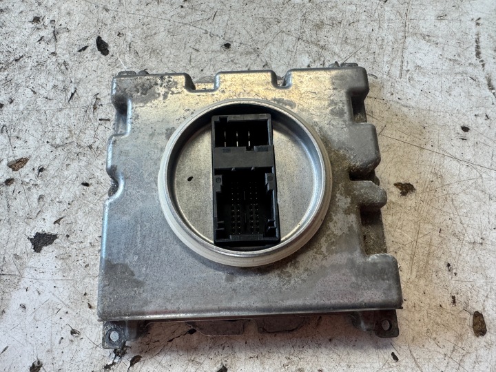 OPEL INSIGNIA B Unité de contrôle Module Feux phare 39102898