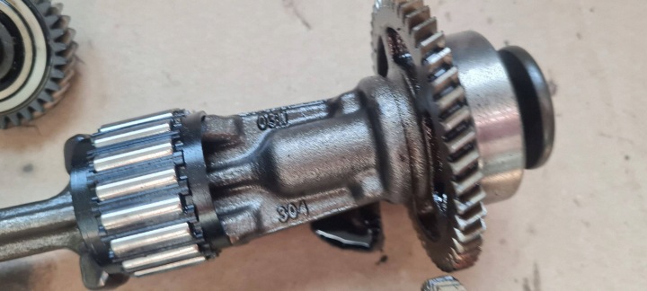 A4 B9 8W BALANCE 2 STEP 2.0 TDI DEU 03N304 A5 8W Q5 A6 8
