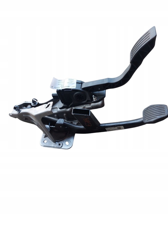 PEDAL Frein Embrayage FORD FOCUS MK3 BV612476CG