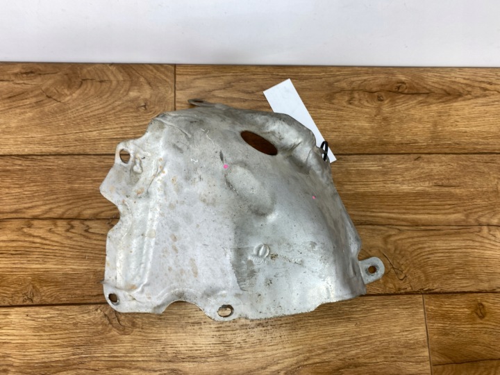 cover of an exhaust 2.0T 4xe Jeep Wrangler JL 2018+ USA