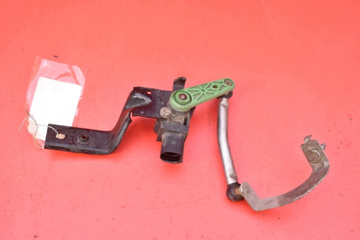Sensor POZIOMOWANIA Leuchten rechts vorne 5Q0907503 SKODA SUPERB 3 III 15-20