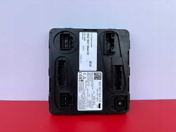 KOMFORTSTEUERGERÄT COMPUTER BCM PORSCHE TAYCAN AUDI Q4 E-TRON GT KA10/AM597