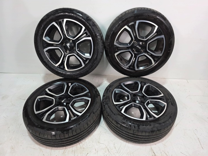 ruote CERCHI RUOTE JEEP AVENGER 215/55 R18 4X108 GOODYEAR LATO 52197384