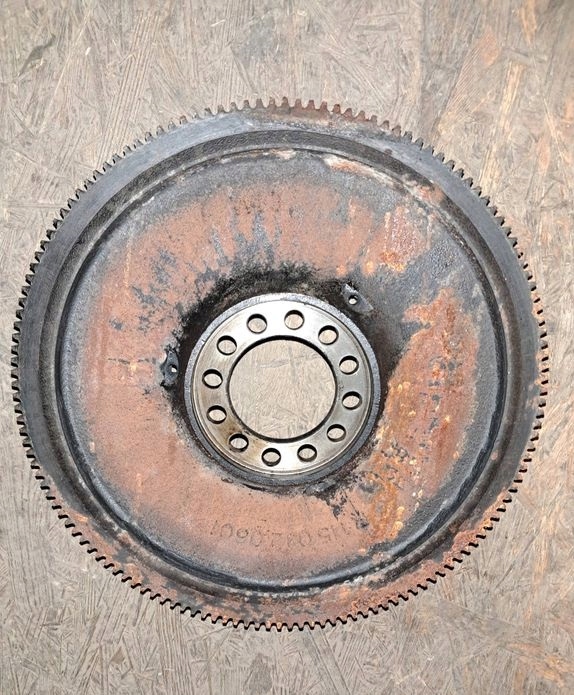 wheel flywheel MERCEDES W123 W115 W108 109 1150320601