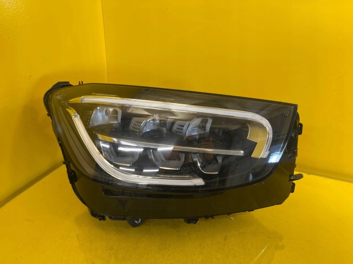 Licht rechts MERCEDES GLC W253 LIFT FULL LED 19- A2539060204