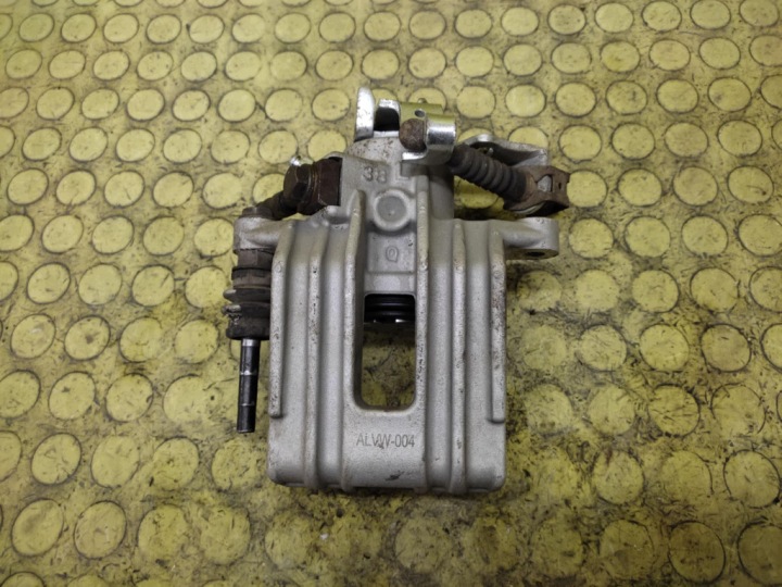 AUDI A3 8L pinza freno freno sinistra posteriore