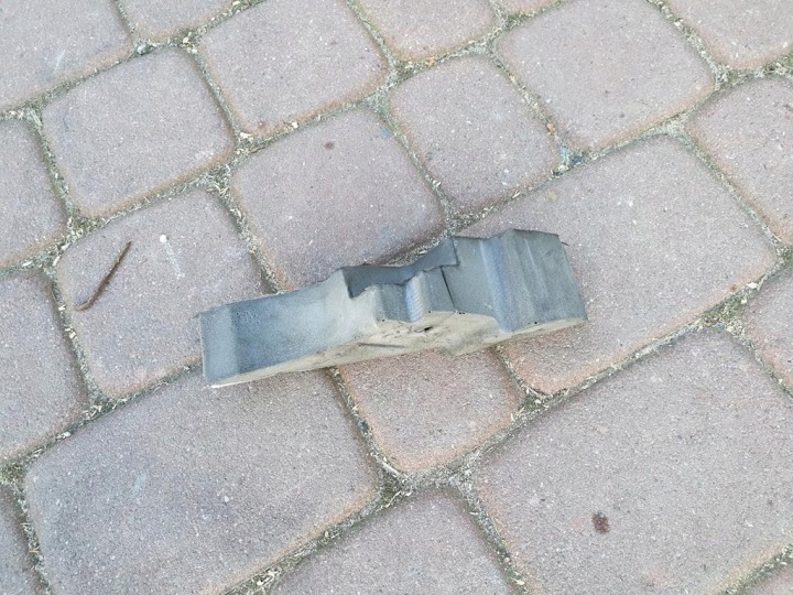 Absorber des Kotflügels L Opel Astra K V LIFT 39122833