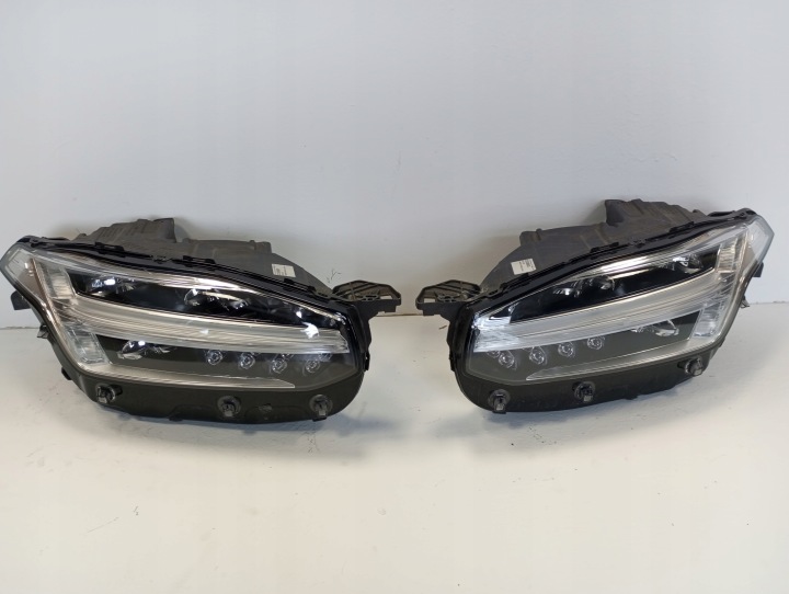 Licht Leuchte FULL LED VOLVO XC90 XC 90 LIFT 32338960 32338961