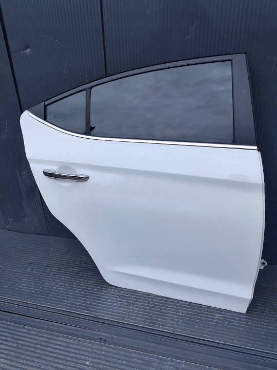 HYUNDAI ELANTRA VI Portière Arrière Droit Complets DEMONTAZ