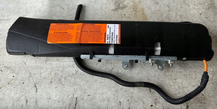 airbag seat right front VOLVO XC90 and 8686707
