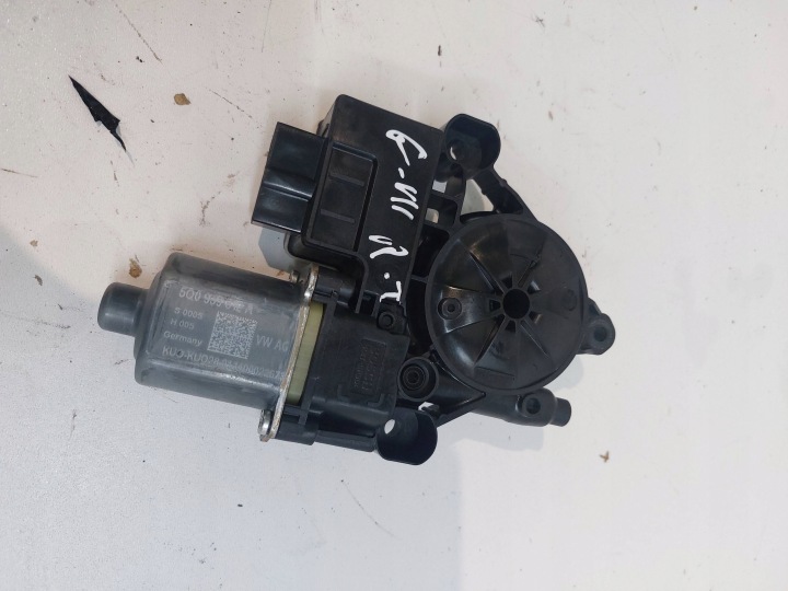 VW GOLF VII OCTAVIA III mini motor windows right rear part 12R- 5Q0959812A