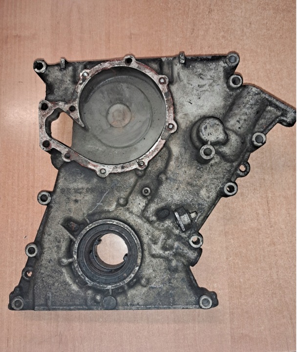 vezérmüházfedél MERCEDES W123 W124 W201 M102 2,0 1020150401