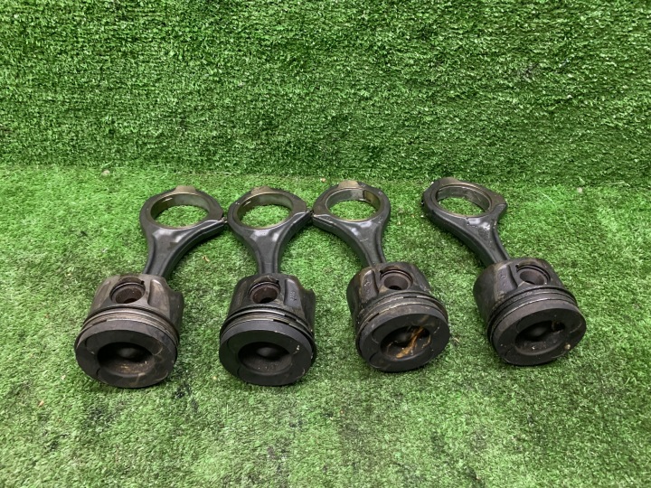 piston connecting rod MERCEDES 3.0 CDI OM642 8370 SPRINTER 906 W211 W212 350 CDI