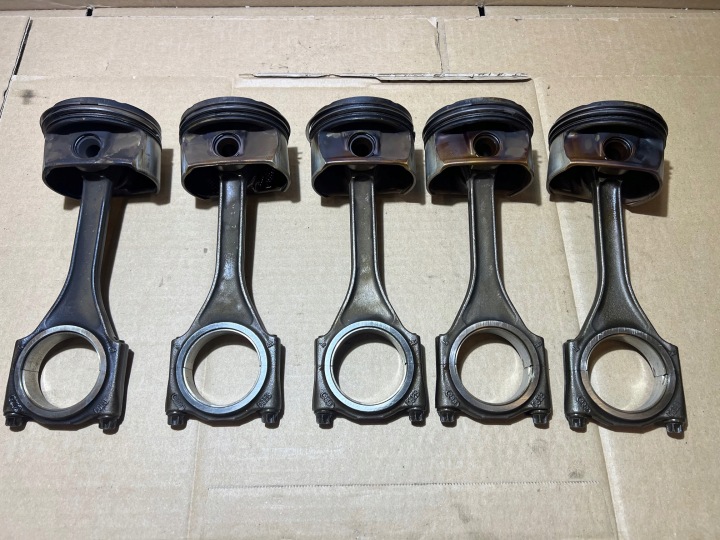 AUDI A6 C6 2.4 V6 BDW pistone Biella 06EB