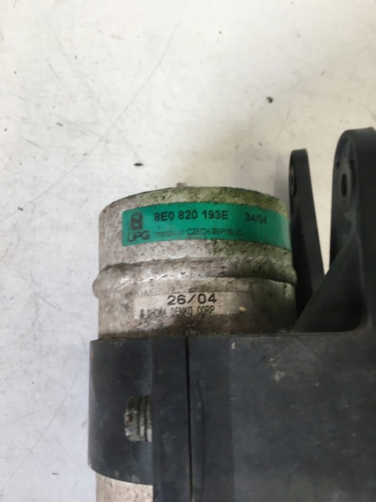 A4 B7 2. 0 TFSI 8E0820193E 10