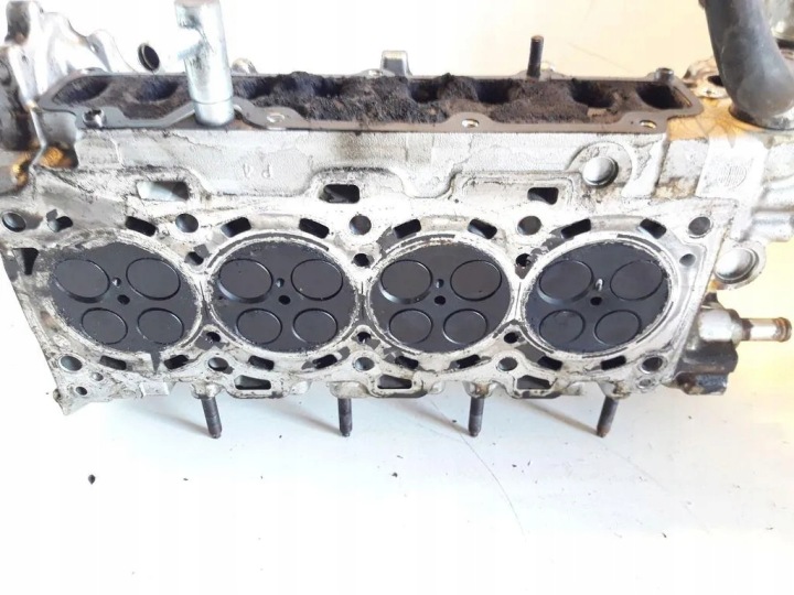Cylinder Head TOYOTA AVENSIS Sedan (_T25_) 6CA1518 2.2L diesel 130kW 7