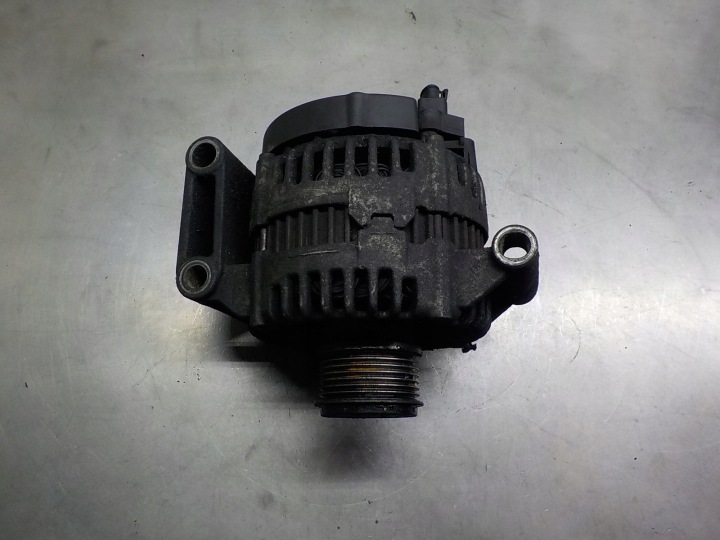 FORD TRANSIT VII 2.4 TDCI Alternateur 0121615003 6CIT-10300-CC