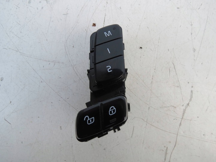 button left front VOLVO S90 II 2.0 D 190KM 2016-2021R 31433417