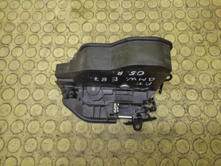 BMW E87 lock door right rear part 7167076