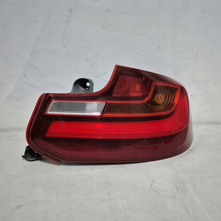BMW 2 F22 COUPE F23 CABRIO 13-17 Licht heck hinten rechts