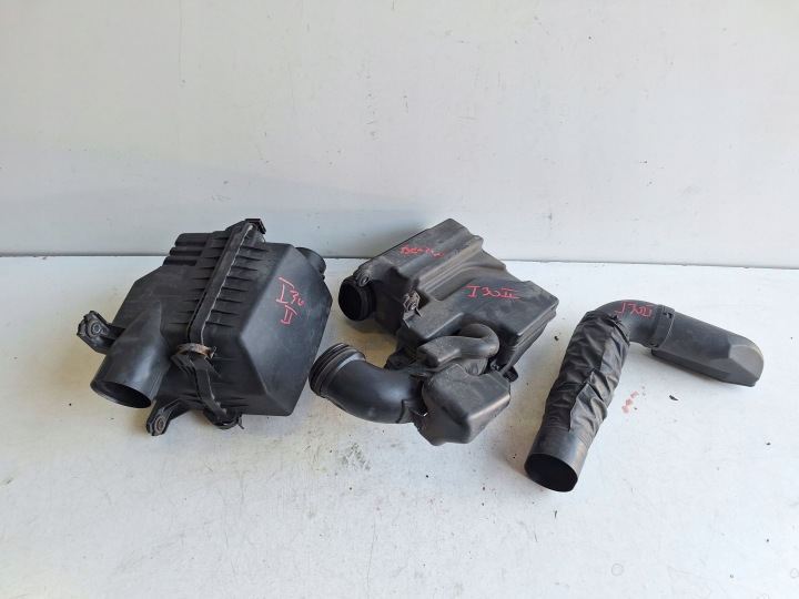 HYUNDAI I30 II 12-17 cover of a filter, air REZONATOR petrol